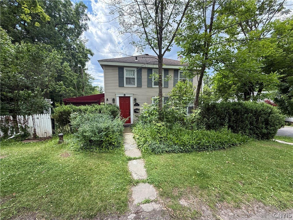 Photo of 211 Center Street, Manlius, NY 13066 (MLS # S1692311)