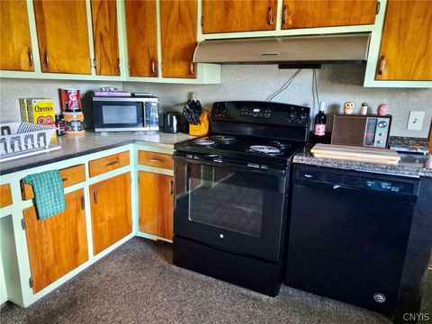 Tiny photo for 132 Chapel Street, Lenox, NY 13032 (MLS # S1693687)
