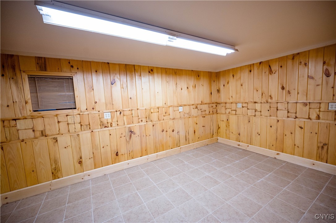 289 Twin Ponds Drive, Newport, New York image 37