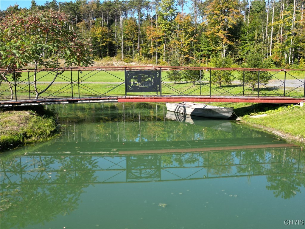 289 Twin Ponds Drive, Newport, New York image 8