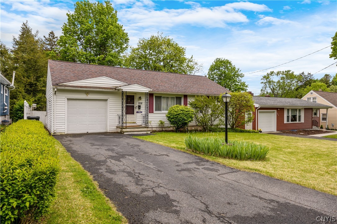 208 Harding Place