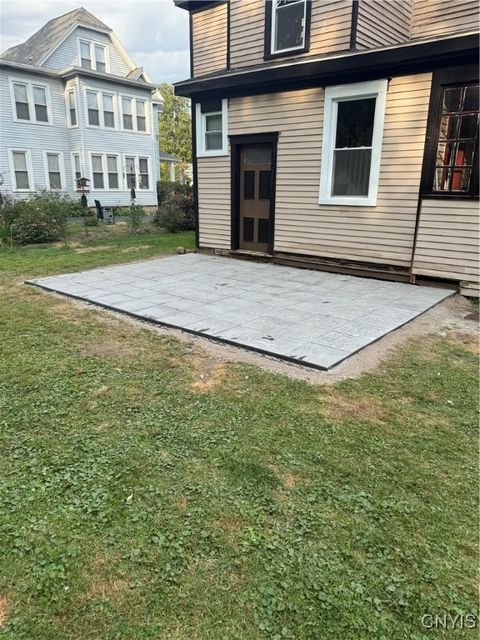 Tiny photo for 607 Tulip Street #2, Salina, NY 13088 (MLS # S1657502)