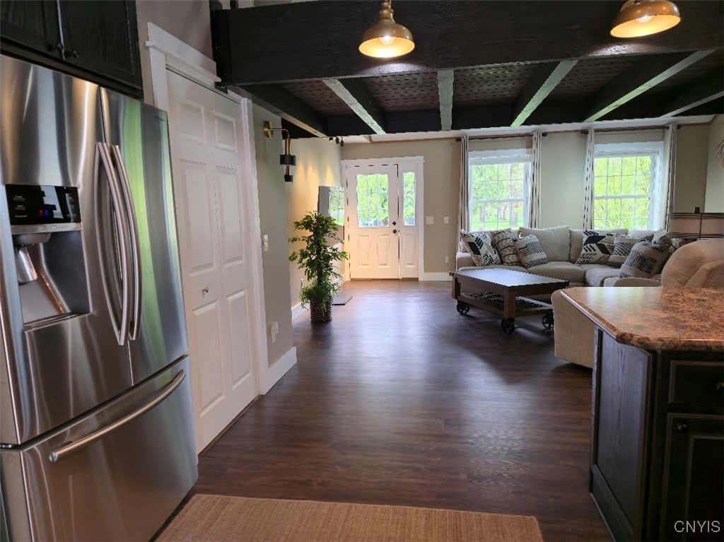1003 Waterview Drive