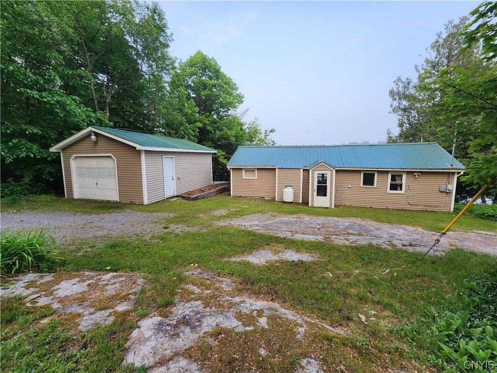 39800 Hyde Lake Road