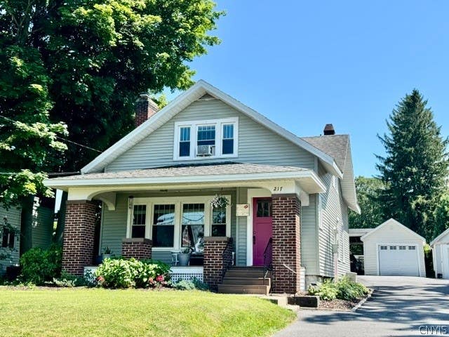 Photo of 217 Bates Avenue, Oneida, NY 13421 (MLS # S1691641)