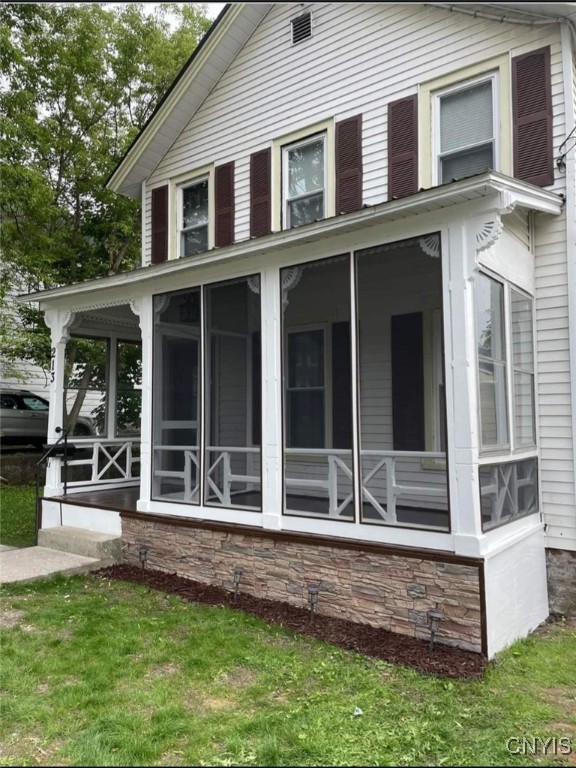 213 N Clinton Street