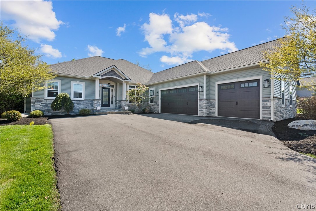 5872 Powder Horn Lane