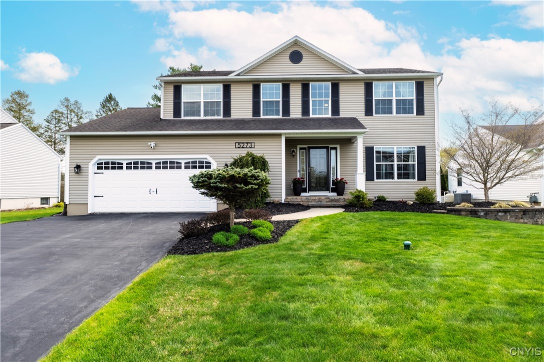 5273 Medasano Circle, Clay, New York image 1