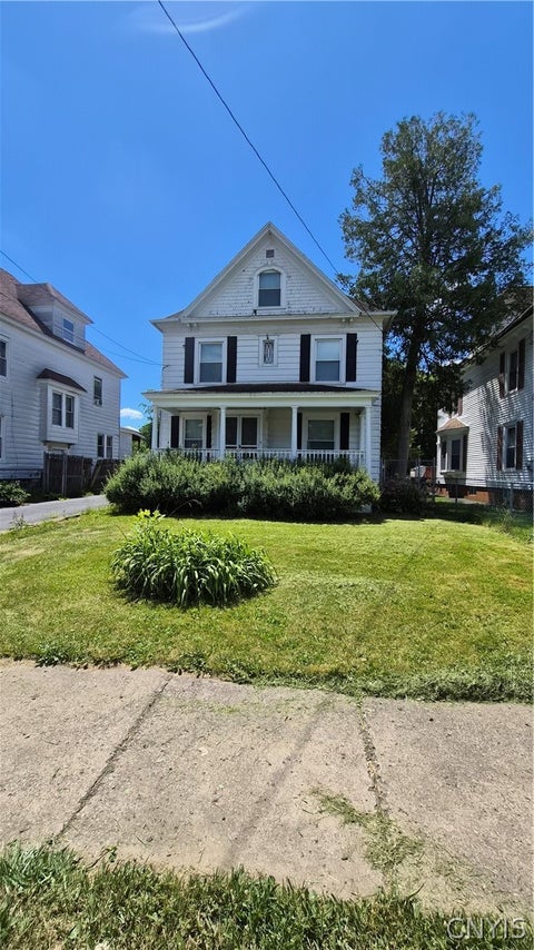 Homes For Sale - 407 W Beard Avenue<br/> Syracuse, NY 13205