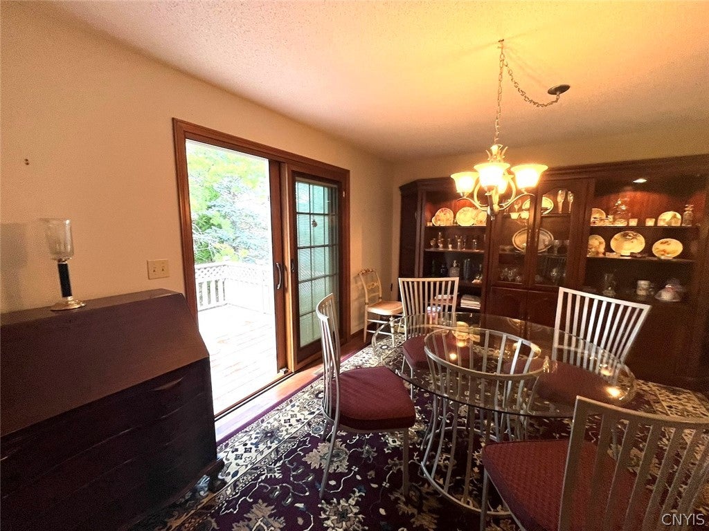 79 Hillcrest Heights