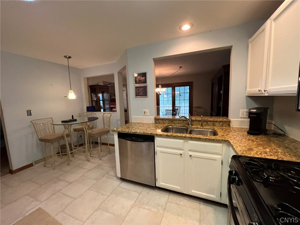 79 Hillcrest Heights