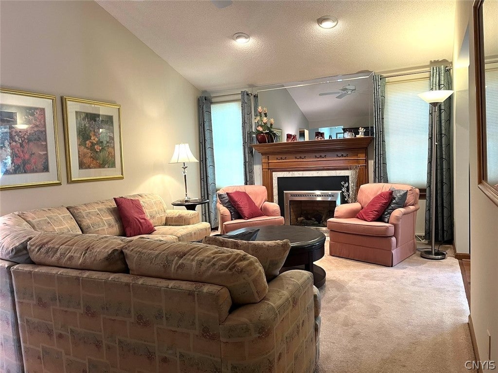79 Hillcrest Heights
