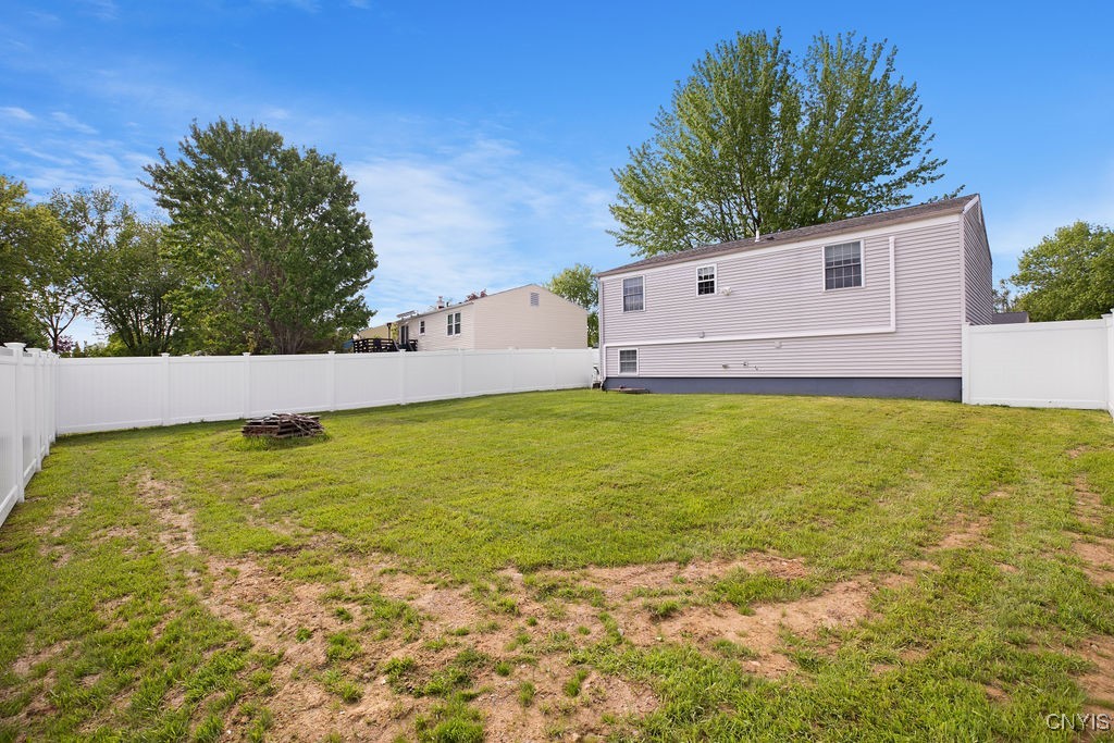 8163 Mantova Drive Dr, Clay, New York image 31
