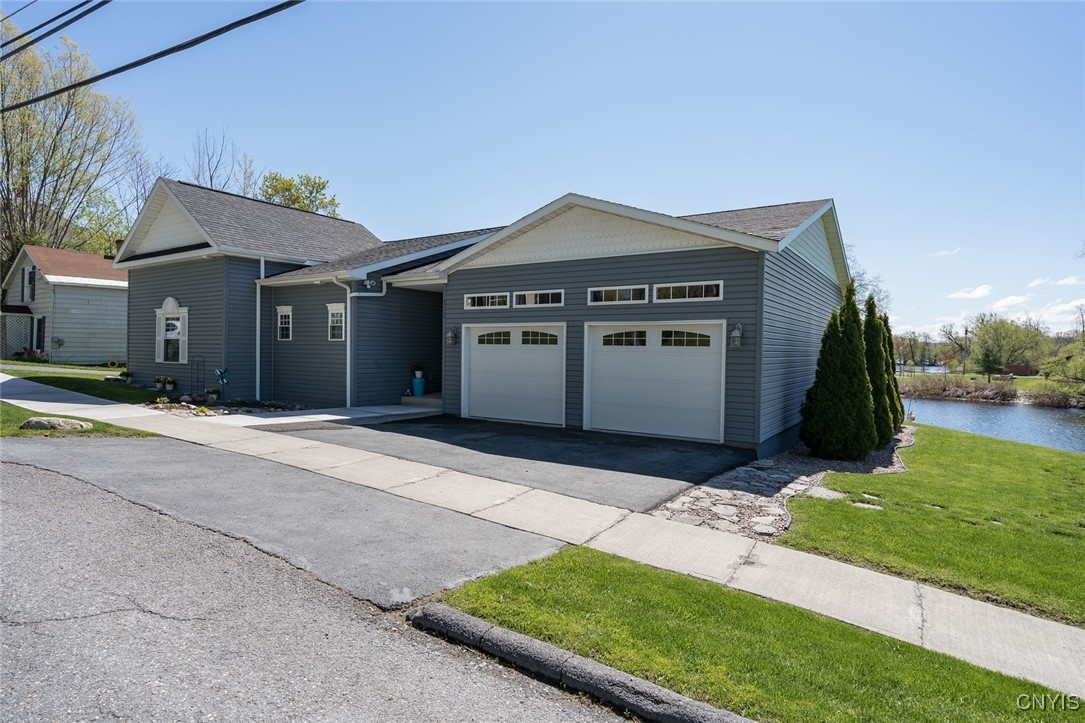 222 William Street, Brownville, New York image 1