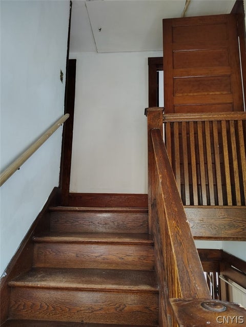 Tiny photo for 611 Highland Street, Syracuse, NY 13203 (MLS # S1711699)