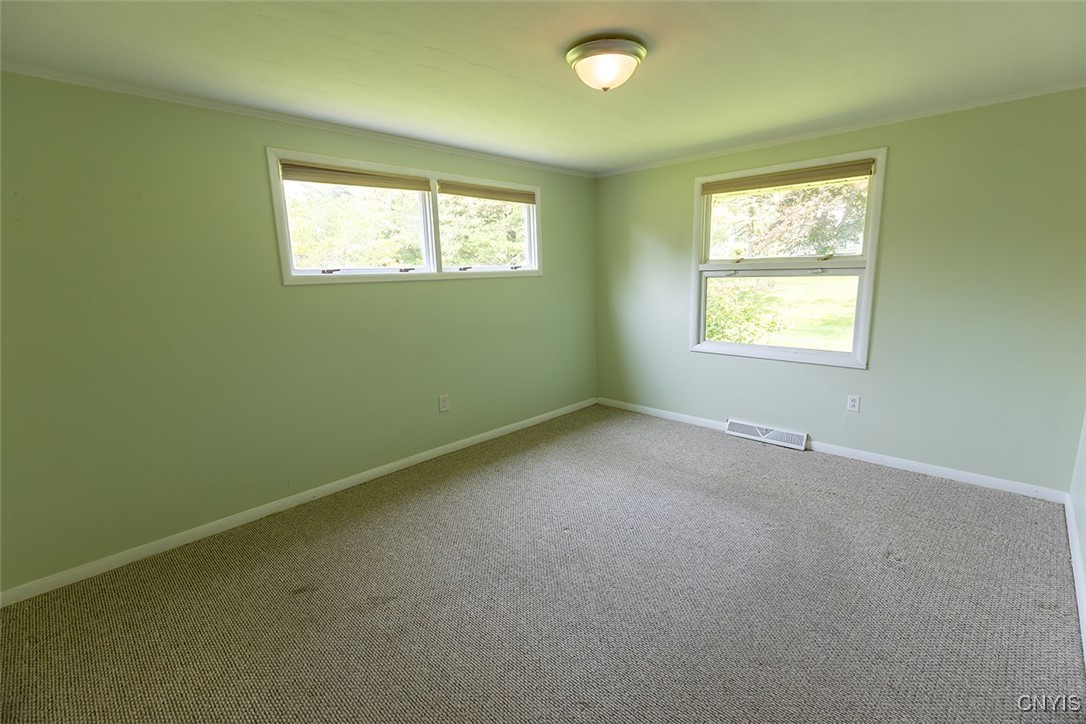 215 Burlington Drive, Manlius, New York image 13
