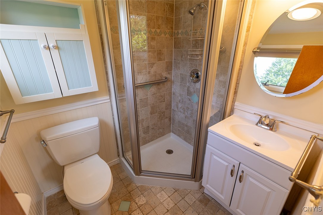 215 Burlington Drive, Manlius, New York image 11