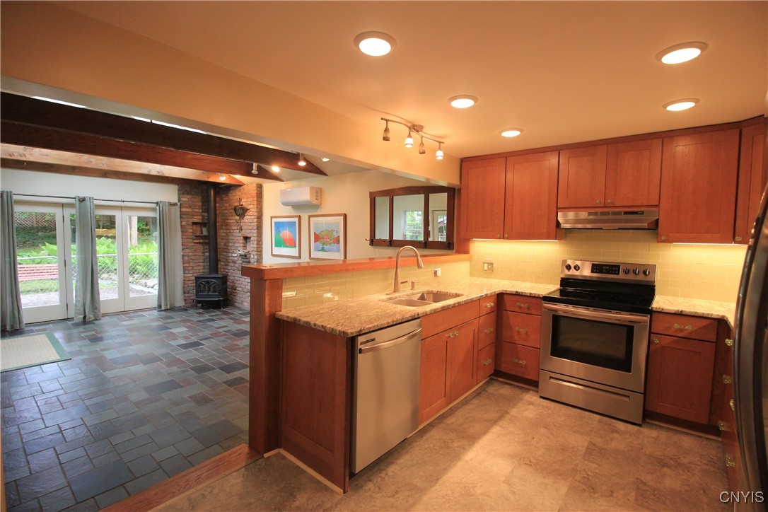 14 Fenner Street, Cazenovia, New York image 7