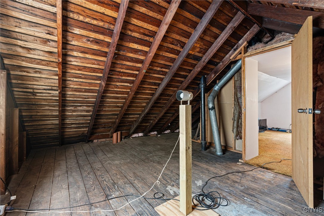 2665 E Fayette Street, Syracuse, New York image 31