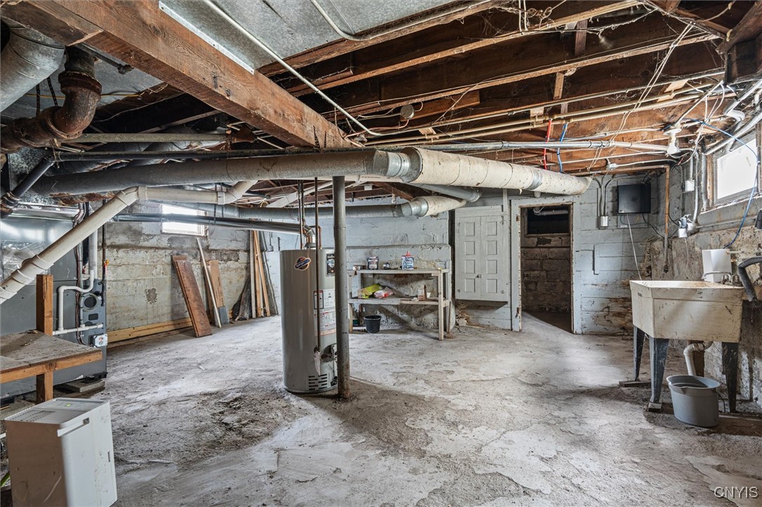 2665 E Fayette Street, Syracuse, New York image 32