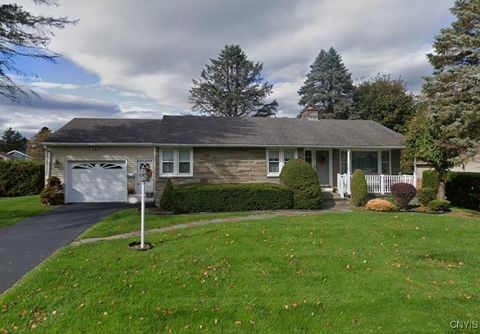 Photo of 303 Washington Drive, New Hartford, NY 13413 (MLS # S1653463)