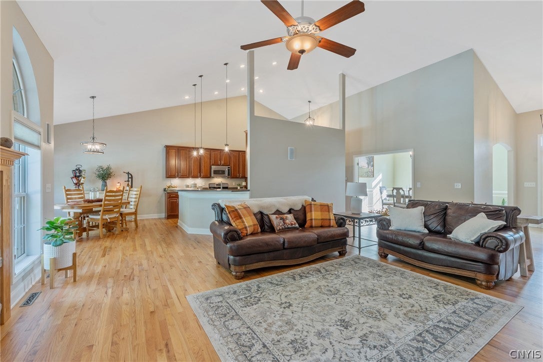 3324 Rock Rose Cir