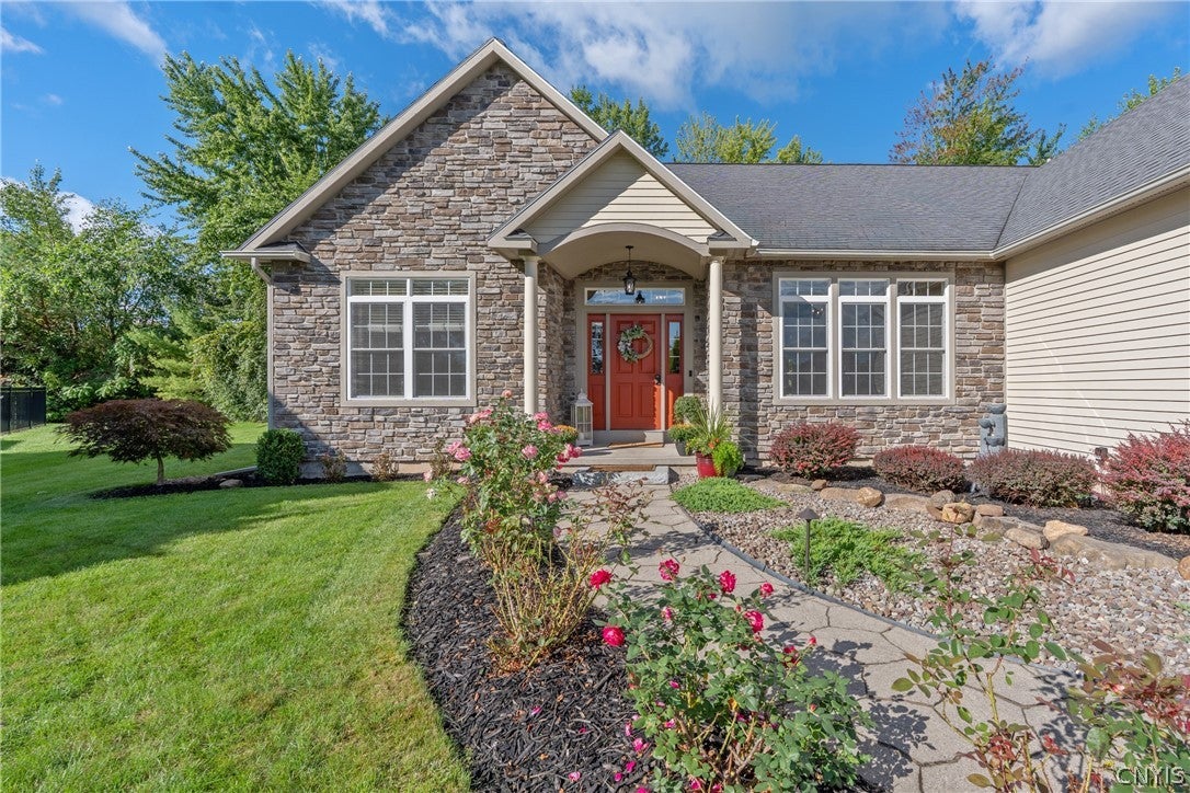 3324 Rock Rose Cir