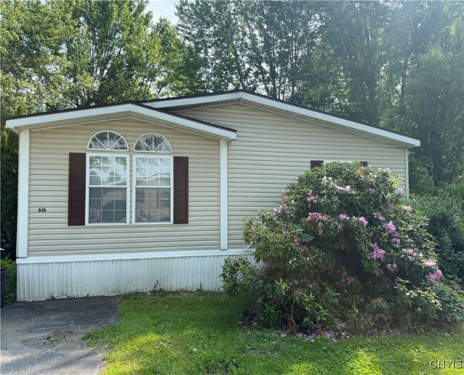 616 Sycamore Lane
