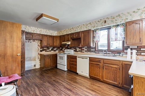 Tiny photo for 61 W Main St ST, German Flatts, NY 13407 (MLS # S1714438)