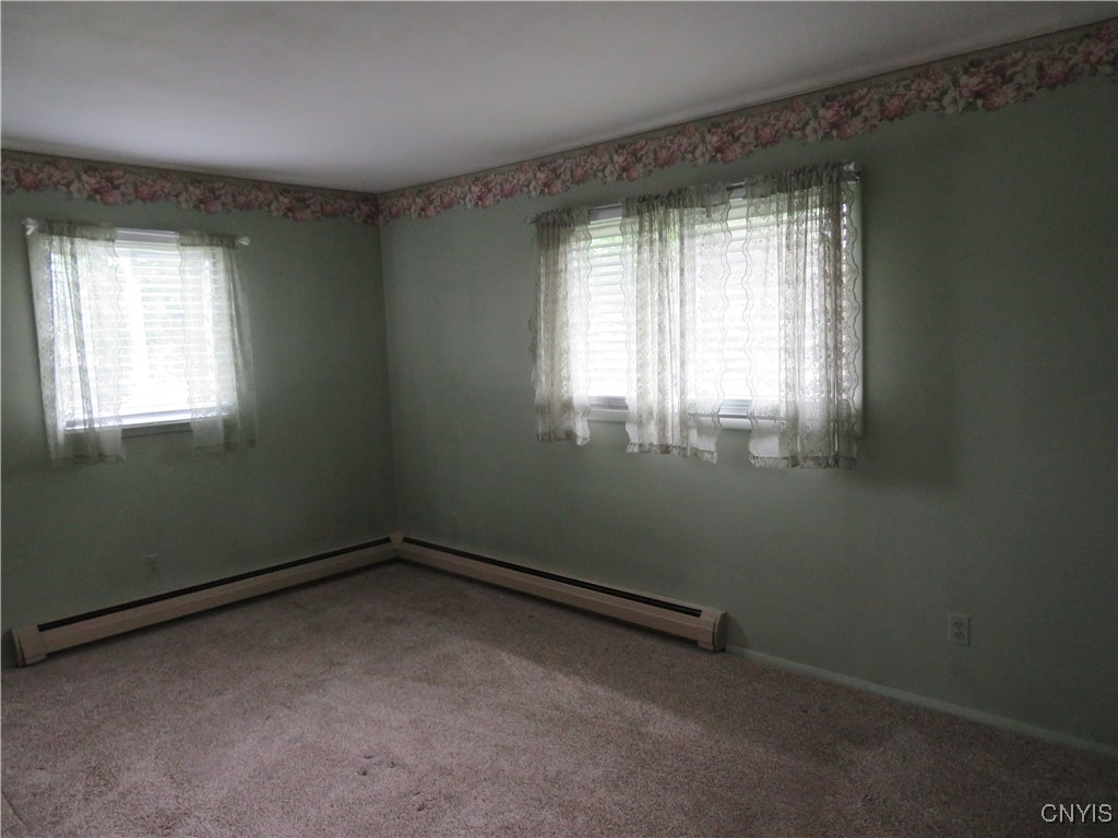6 Helen Avenue, New Hartford, New York image 14