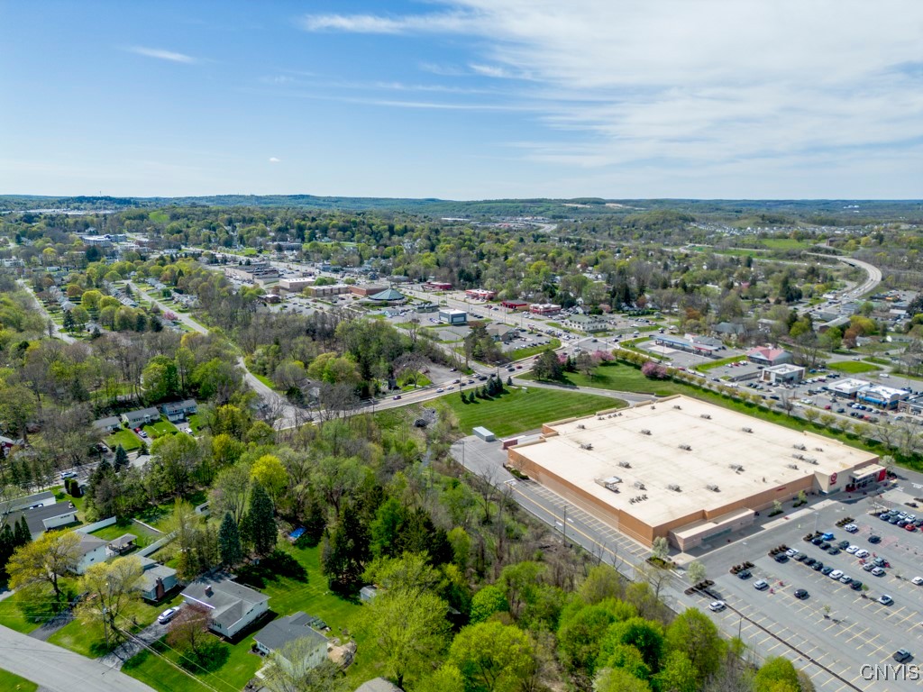302 S Onondaga Road, Camillus, New York image 33