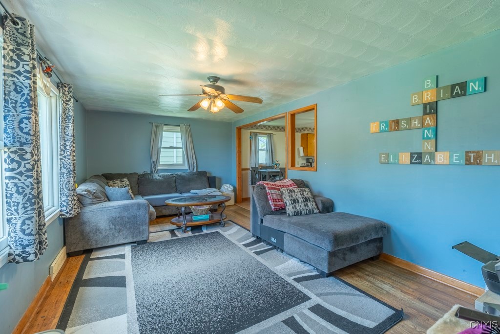 302 S Onondaga Road, Camillus, New York image 16