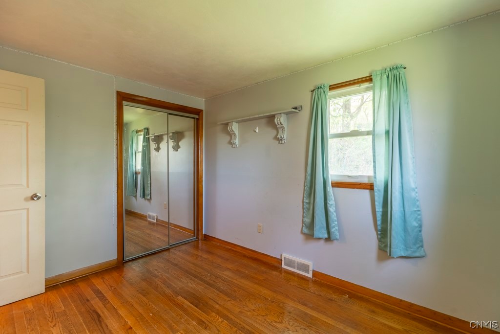 302 S Onondaga Road, Camillus, New York image 24