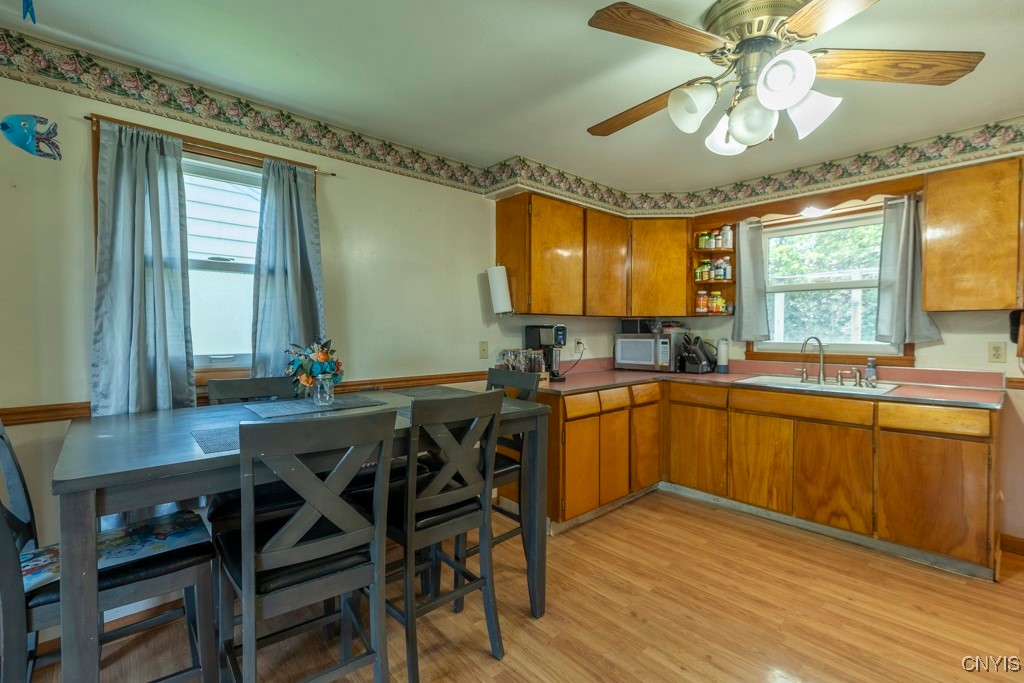302 S Onondaga Road, Camillus, New York image 4