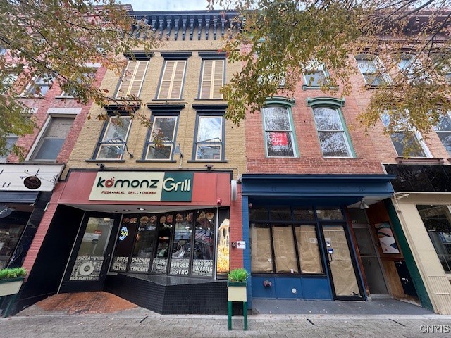 146-148 East State