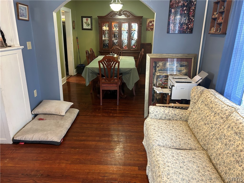 62 W 1st Street S