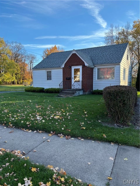 Tiny photo for 121 Riverside Drive, Utica, NY 13502 (MLS # S1726207)