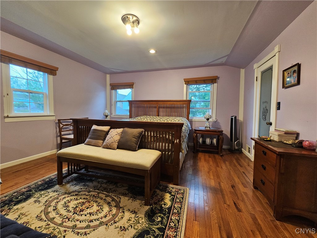 1202 Mary Street, Utica, New York image 40