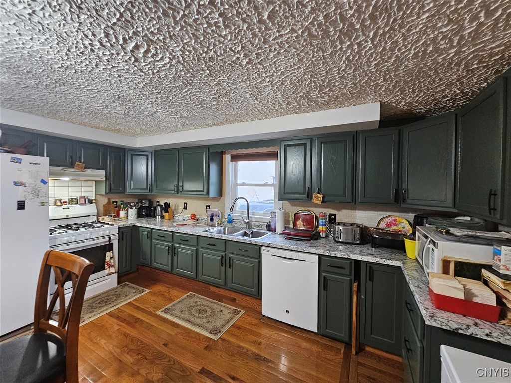 1202 Mary Street, Utica, New York image 16