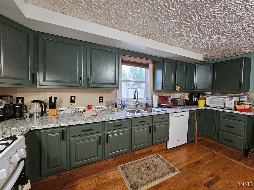 1202 Mary Street, Utica, New York image 15