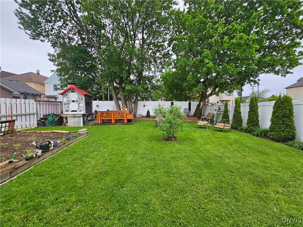 1202 Mary Street, Utica, New York image 50