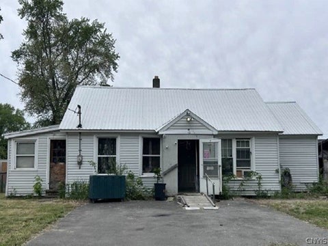 Homes For Sale - 13 Mosher Lane<br/> Kingsbury, NY 12839