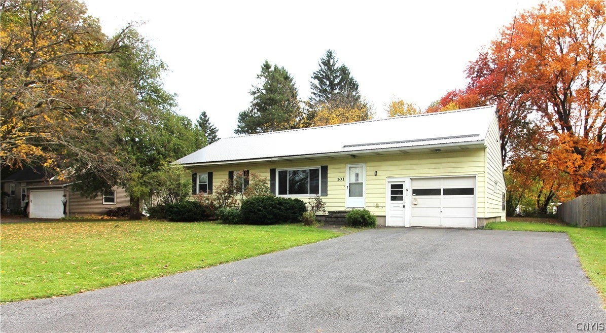 101 Clarence Drive