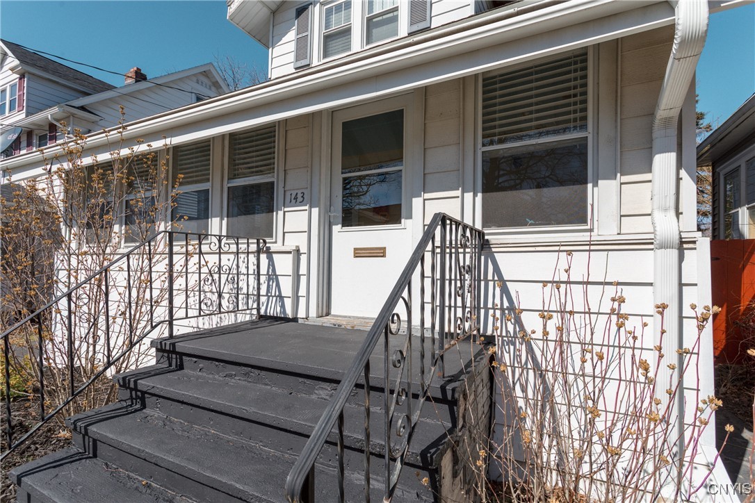 143 Winthrop Road, Syracuse, New York image 4