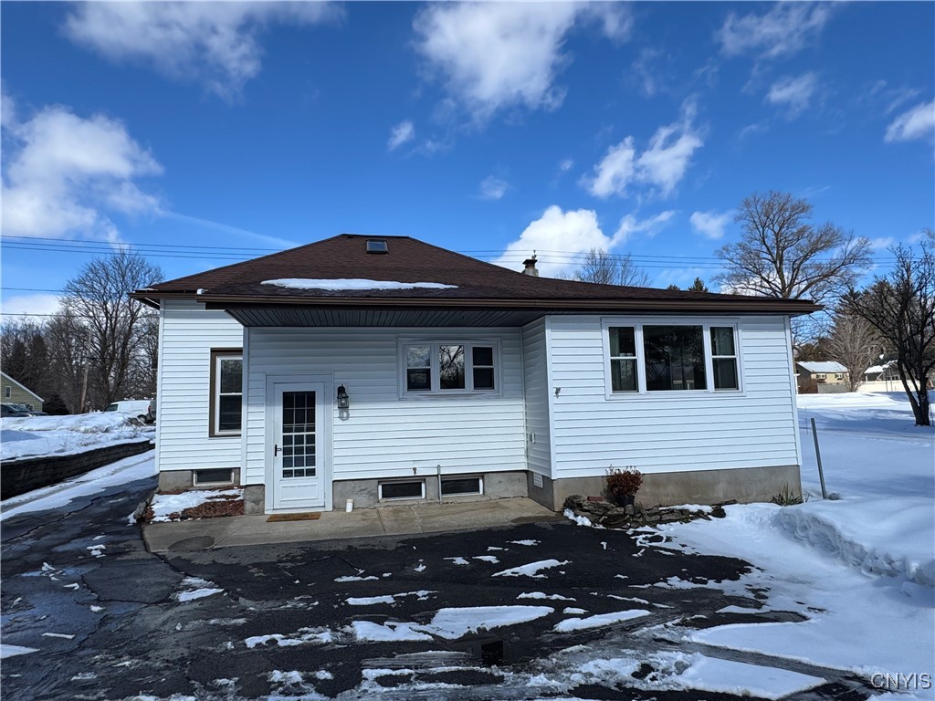 58 Seneca Avenue, Vernon, New York image 2