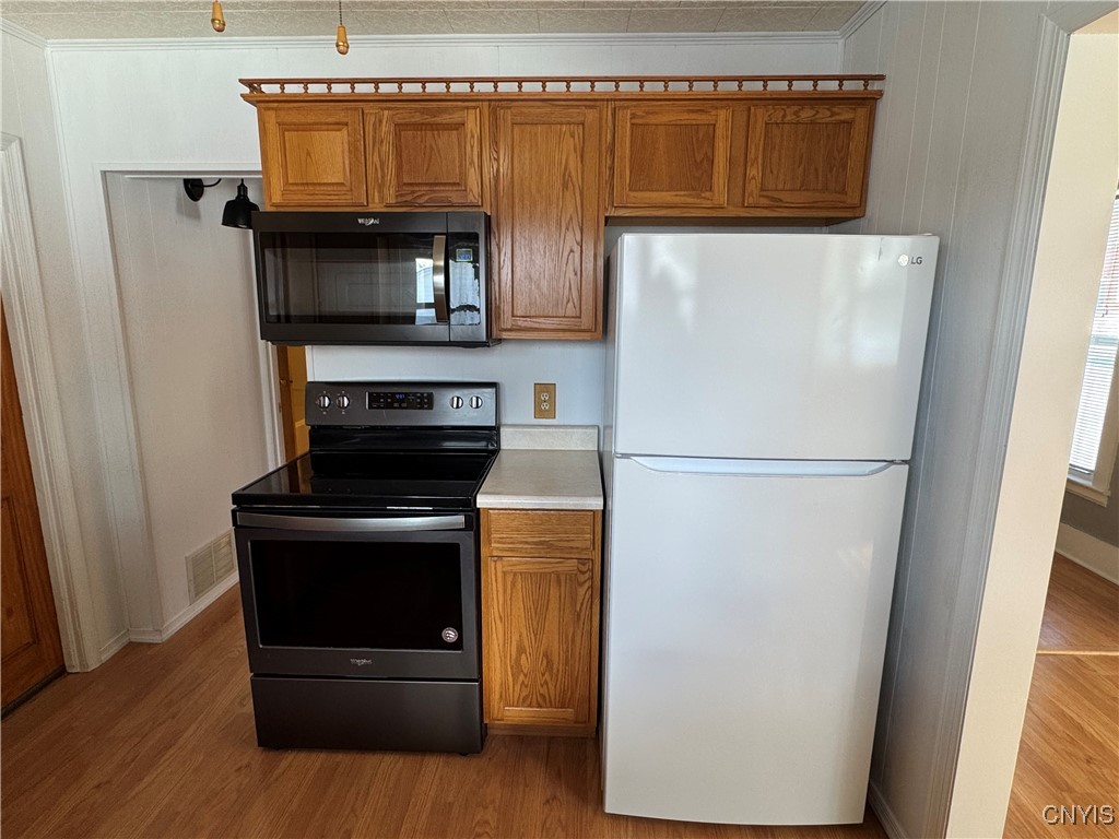 58 Seneca Avenue, Vernon, New York image 8
