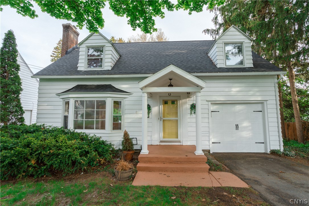 616 Mertens Avenue
