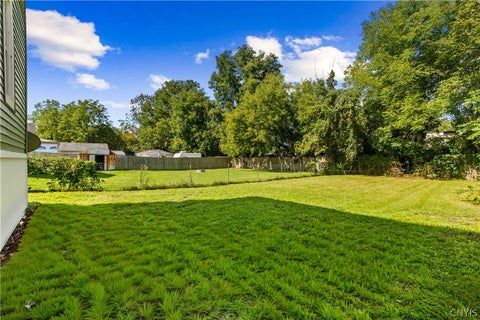 Tiny photo for 562 Lenox Avenue, Oneida, NY 13421 (MLS # S1715056)