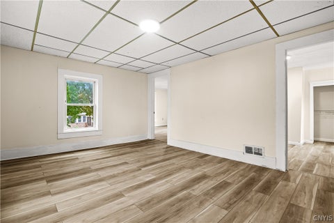 Tiny photo for 562 Lenox Avenue, Oneida, NY 13421 (MLS # S1715056)
