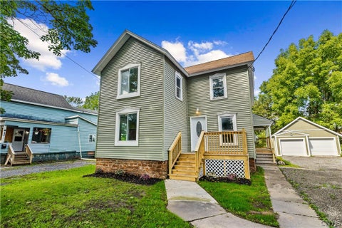 Tiny photo for 562 Lenox Avenue, Oneida, NY 13421 (MLS # S1715056)